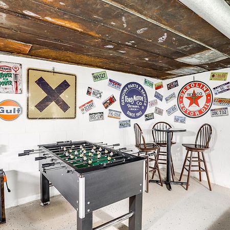 Updated Marshall Home With Fire Pit And Game Room! Exterior foto